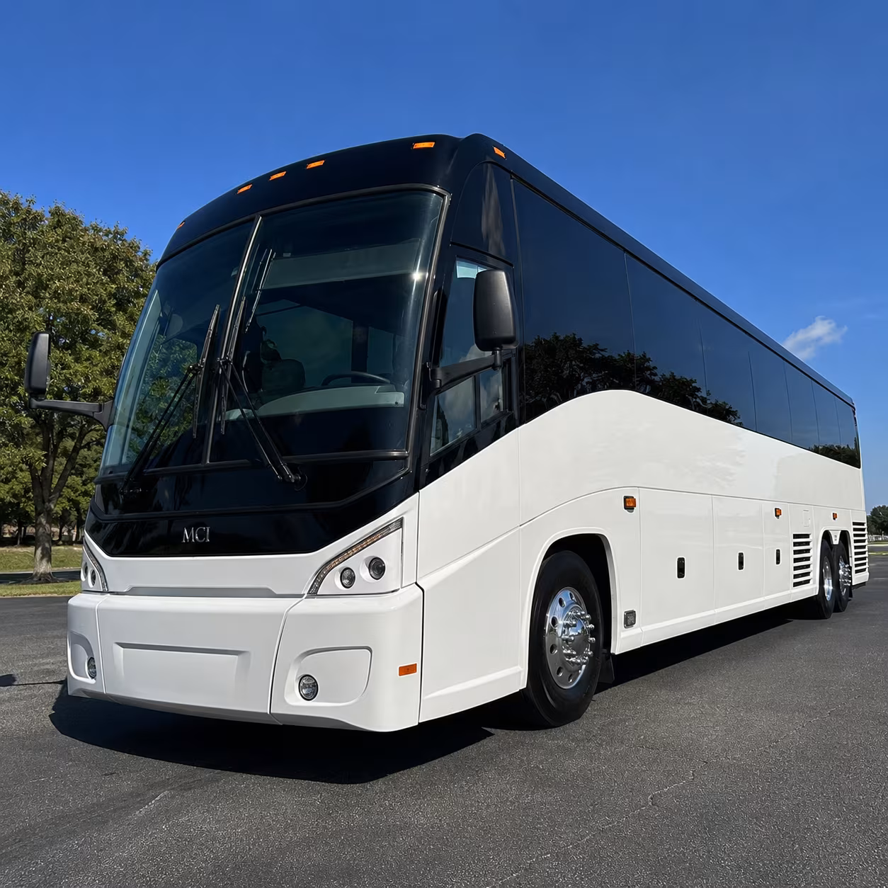 acl fest and sxsw are the two dates you book a bus for months in advance
