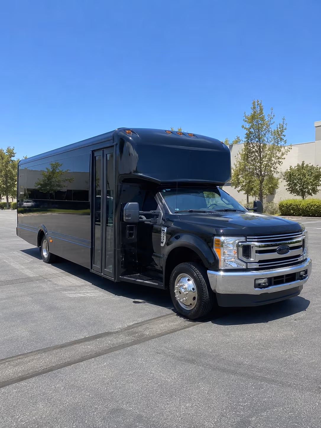 lake travis bachelorettes party bus rental